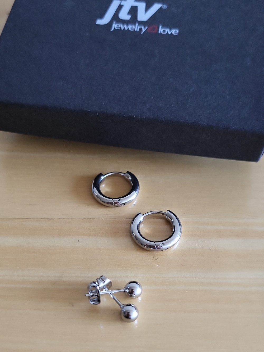 NIB Stainless Steel Huggie Hoop & Ball Stud Earring Set